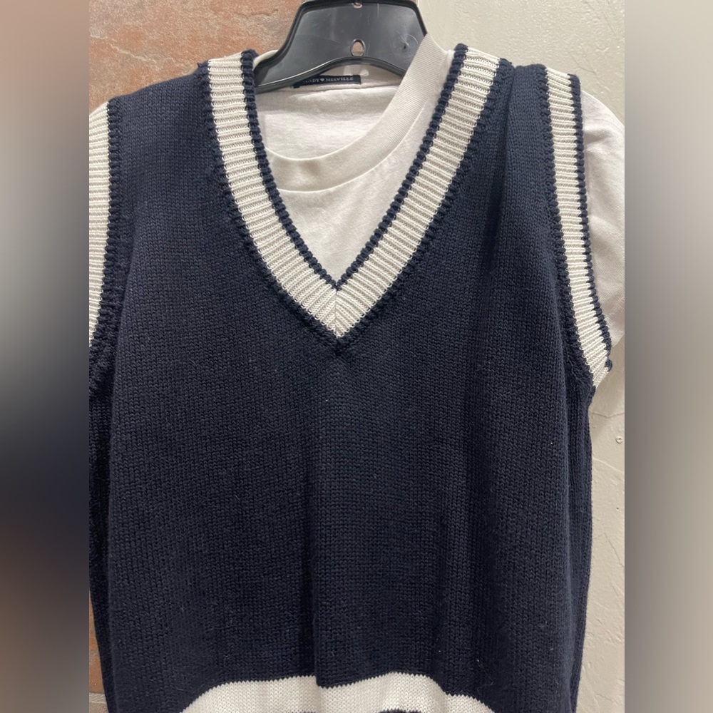 BRANDY MELVILLE | vest and shirt | OS | never worn | navy and white